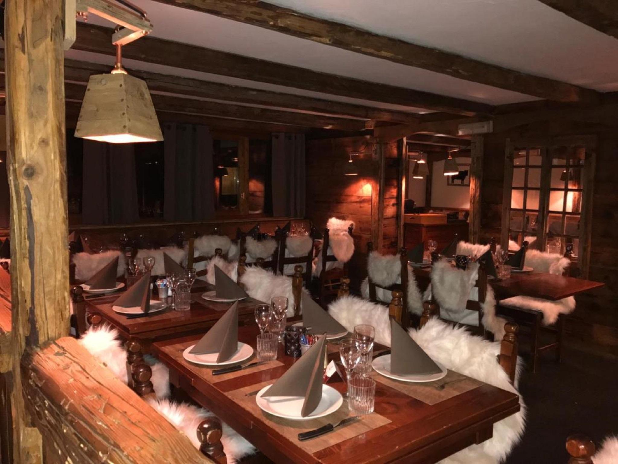 Le Cheval Blanc - Village Montana 발토랑스 외부 사진